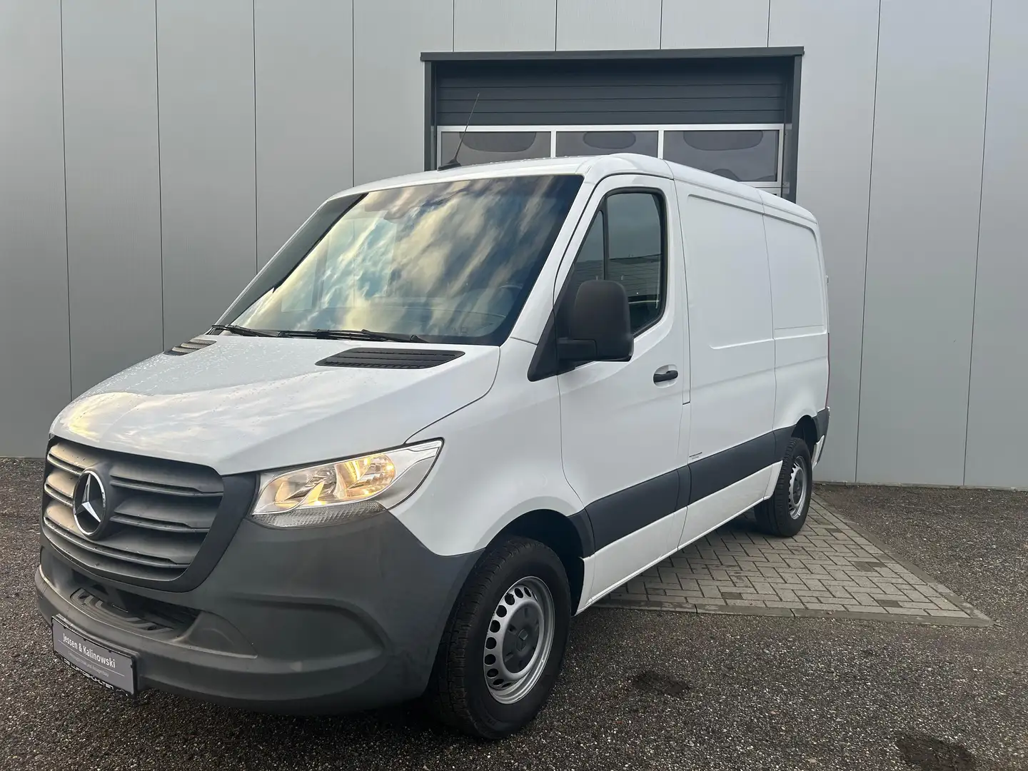 Mercedes-Benz Sprinter 211/214 CDI FWD L1 (910.621) Weiß - 1