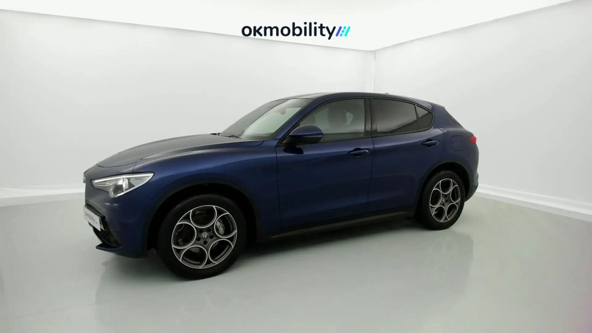 Alfa Romeo Stelvio 2.2 Sprint AWD 190 Aut. Azul - 2