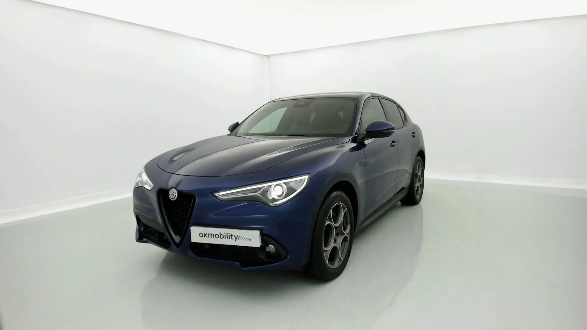 Alfa Romeo Stelvio 2.2 Sprint AWD 190 Aut. Blauw - 1