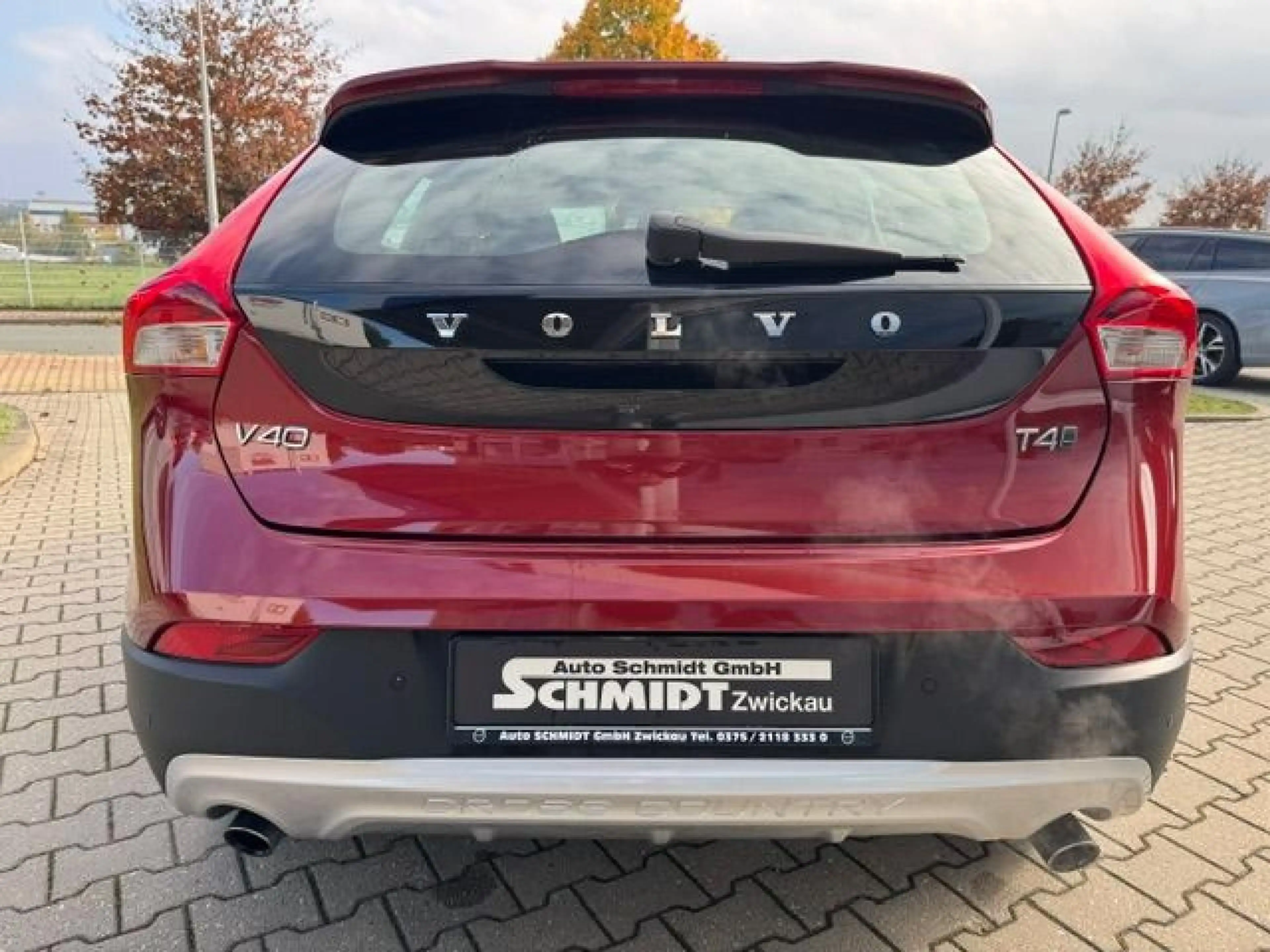 Volvo V40 Cross Country Plus AWD — photo 6