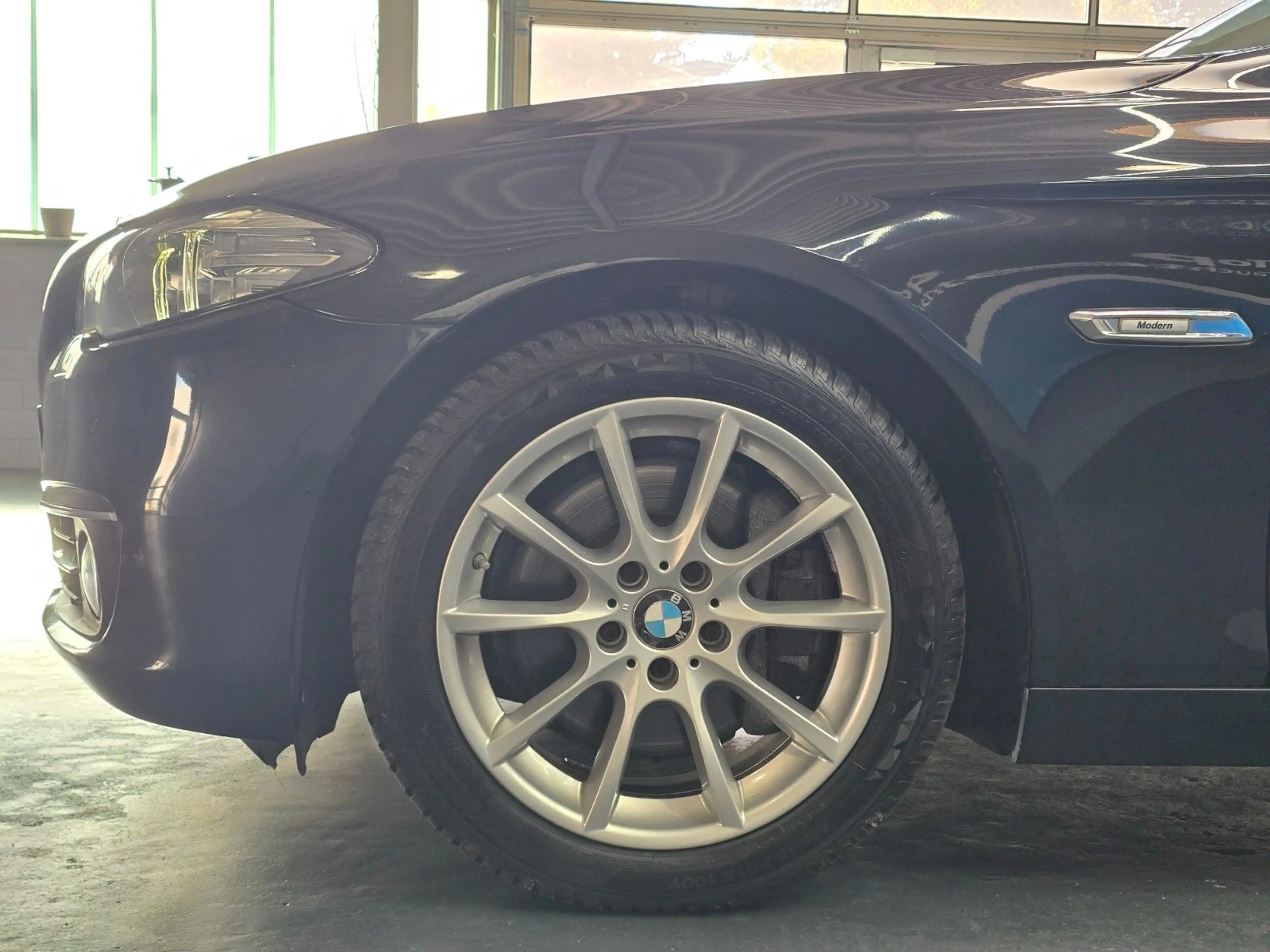 BMW 525 d Touring PANO/NAVI PROF./SPORTSITZE/SHZ/ — photo 5