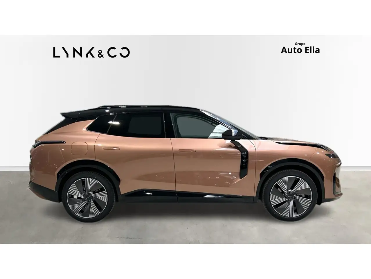 Lynk & Co 08 2025