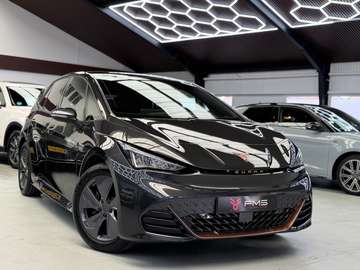 Essential 62 kWh CarPlay 204 pk