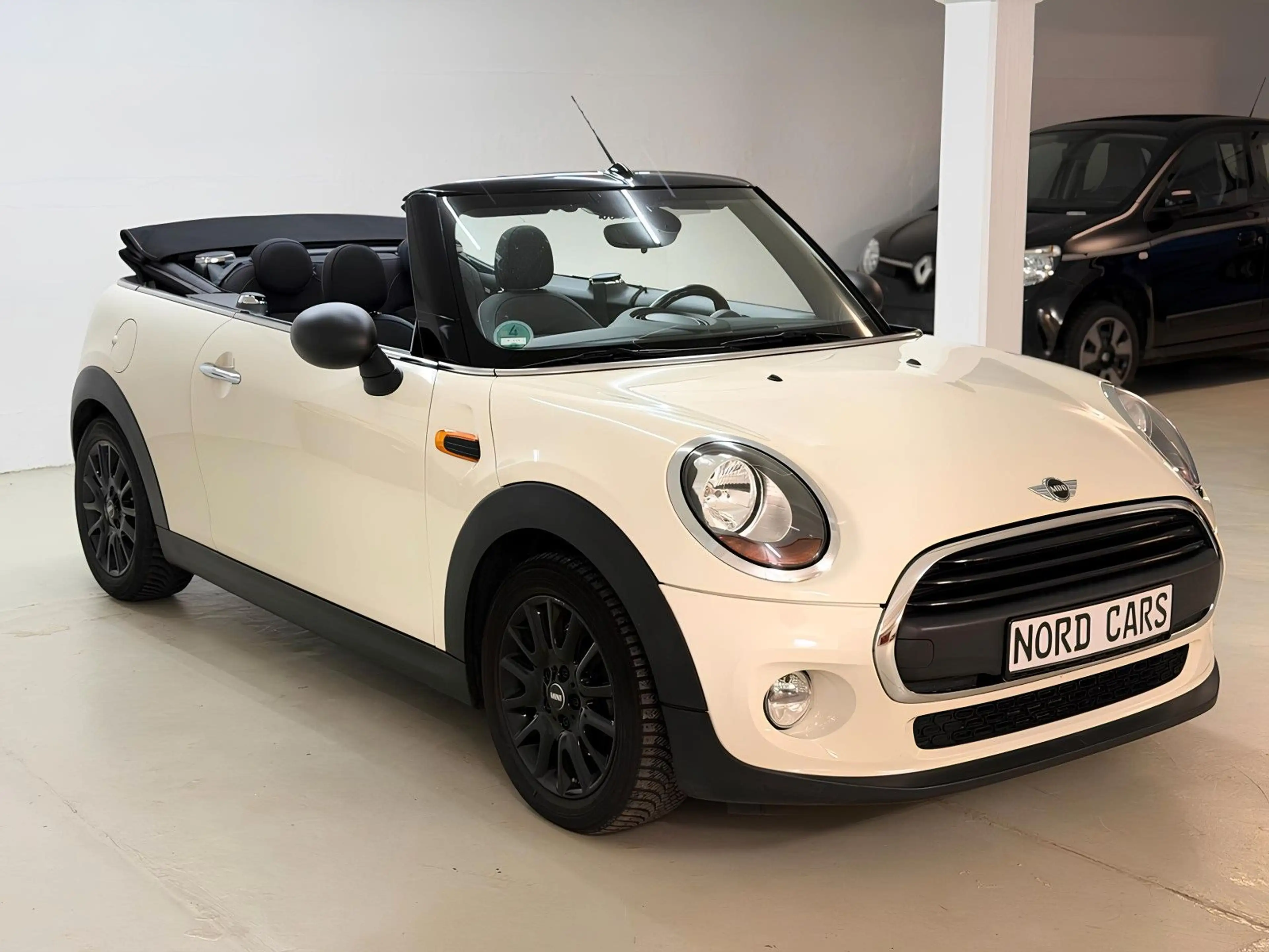 MINI One Cabrio ONE Cabrio *2.HAND *SHZ *PDC*GARANTIE *BLUE — photo 3
