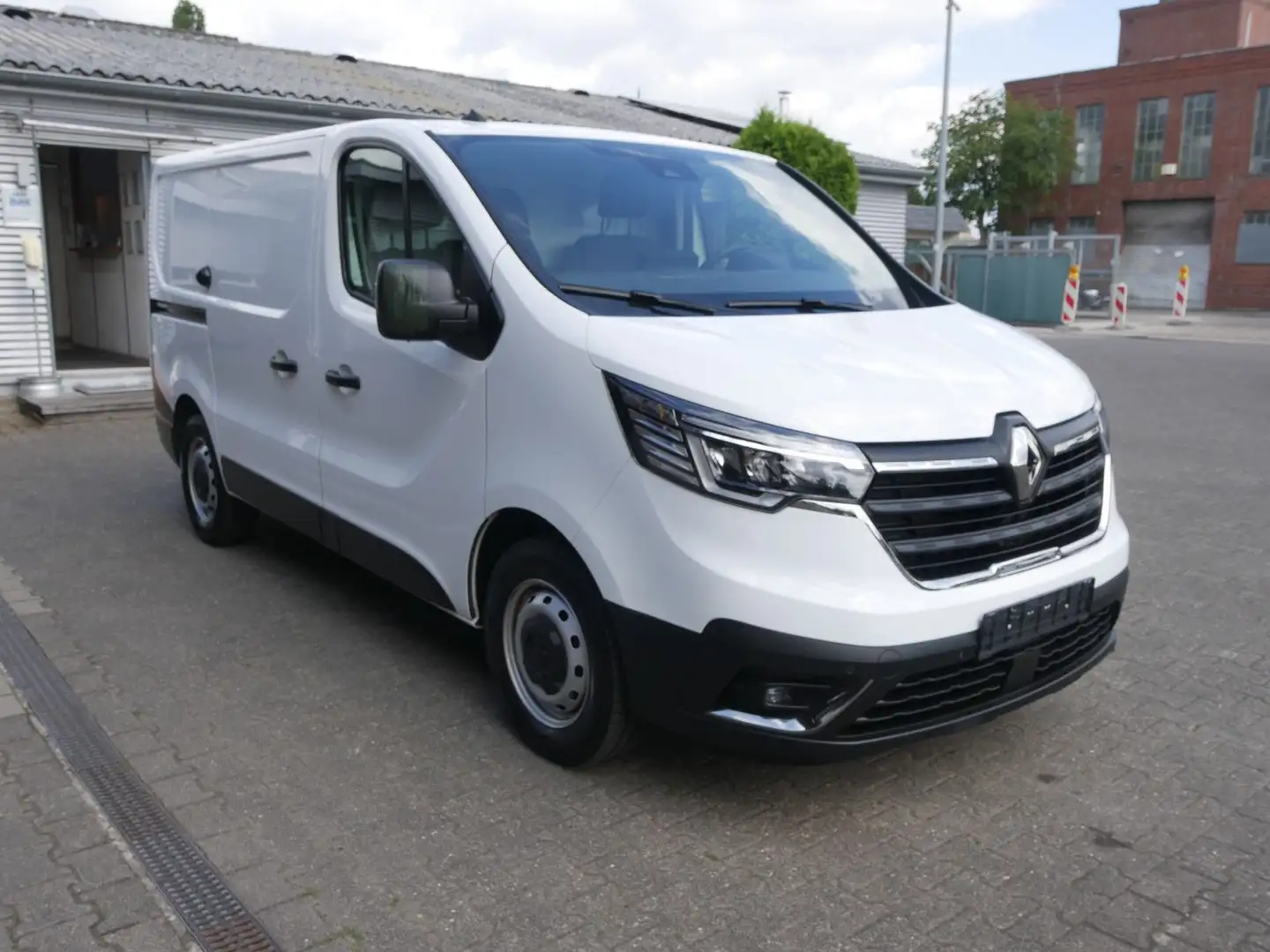 Renault Trafic Kasten L1H1 3,0t Komfort Klima LED Kamera Blanc - 1