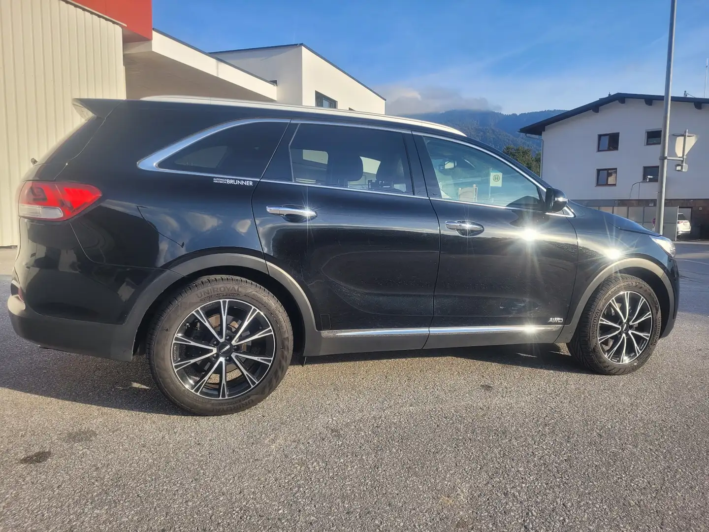 Kia Sorento CRDI 2.2 AWD 5S Gold Schwarz - 2