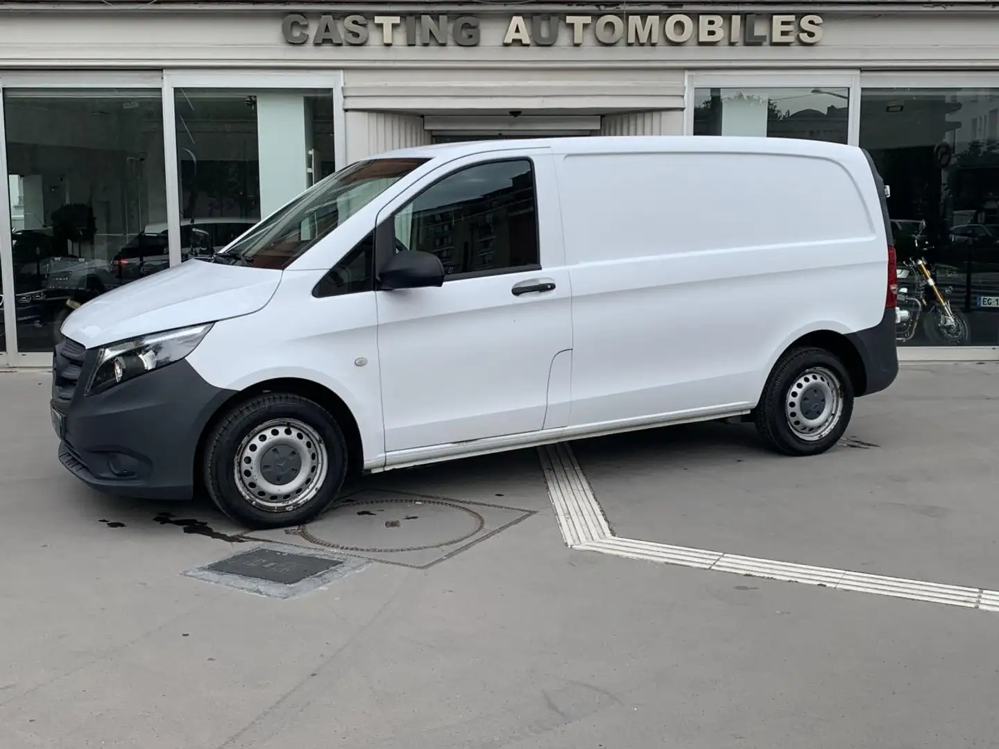 Mercedes-Benz Vito Vito Compact 111 CDI - Compact PHASE 3 Blanc - 2