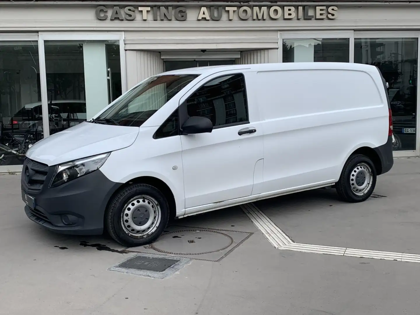 Mercedes-Benz Vito Vito Compact 111 CDI - Compact PHASE 3 Blanc - 1