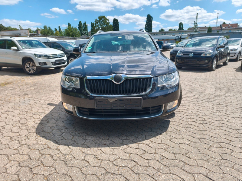 Skoda Superb 2.0TDI Ambition*DSG*TMP*SHZ*Navi*Pano*EU5 — photo 2