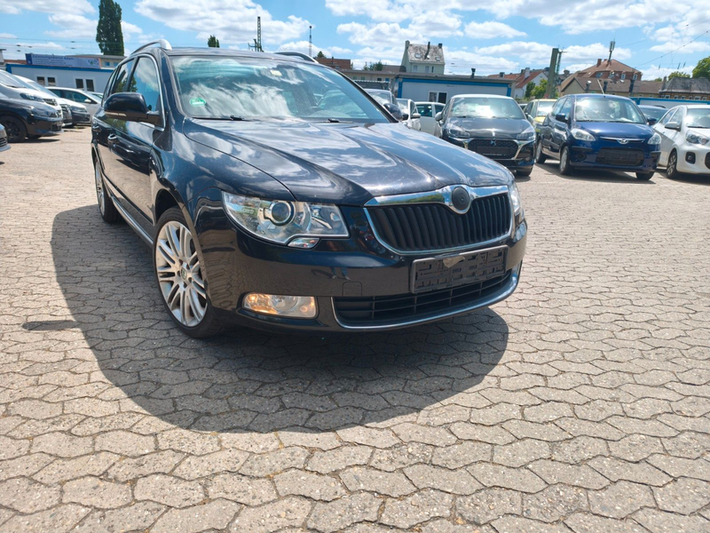 Skoda Superb 2.0TDI Ambition*DSG*TMP*SHZ*Navi*Pano*EU5 — photo 3