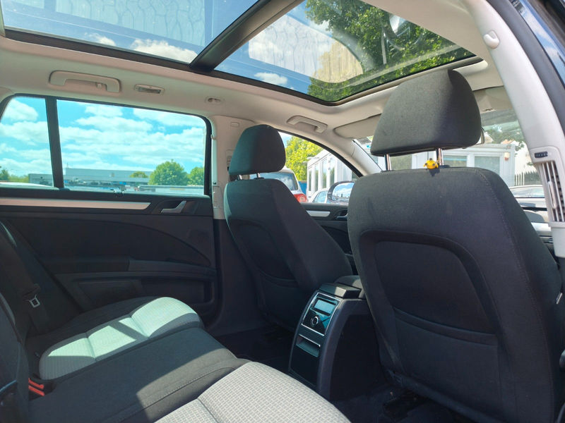 Skoda Superb 2.0TDI Ambition*DSG*TMP*SHZ*Navi*Pano*EU5 — photo 13