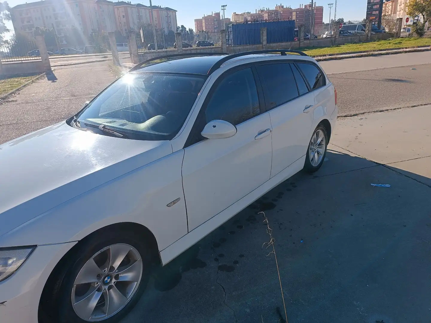 BMW 318 318d Touring - 2