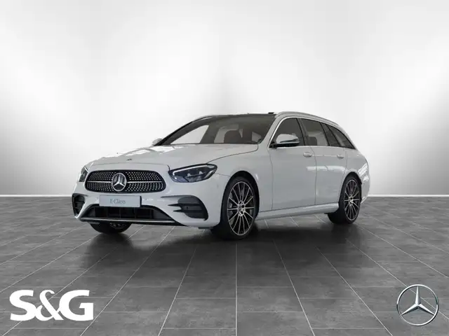 Mercedes-Benz E 220 4M AMG AHK+PANO+DISTRO+360°+KEYLESS+LED+20