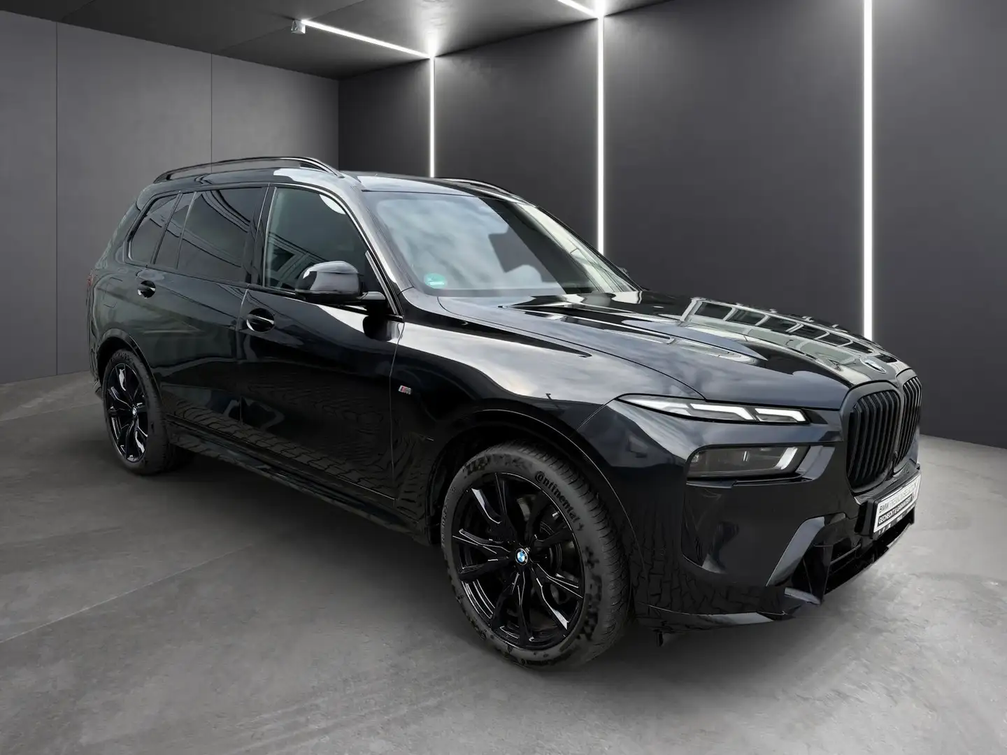 BMW X7 xDrive40d M SPORTPAKET PRO+ICONIC GLOW+AHK Schwarz - 2