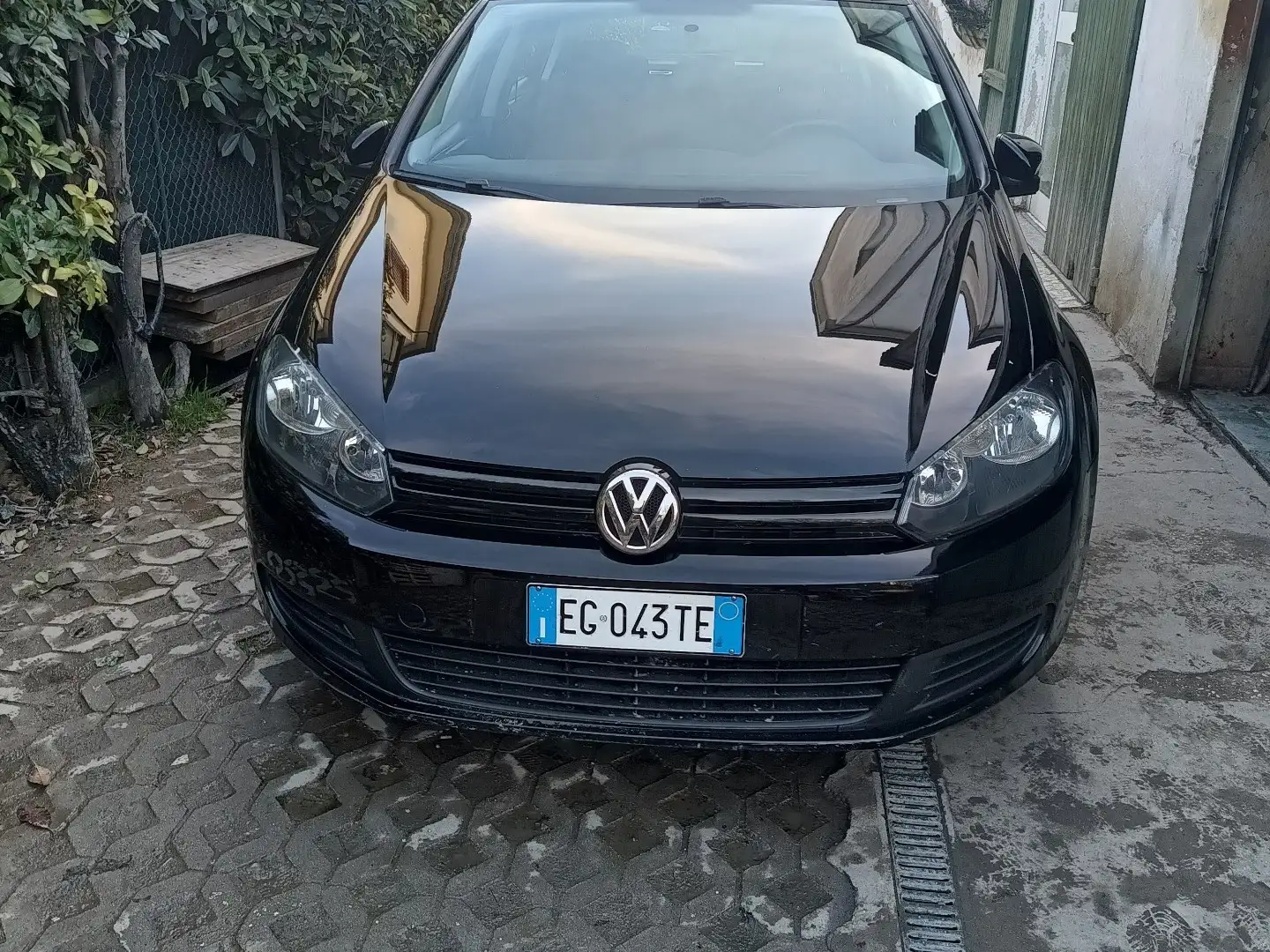 Volkswagen Golf 5p 1.6 Comfortline bi-fuel Чорний - 1
