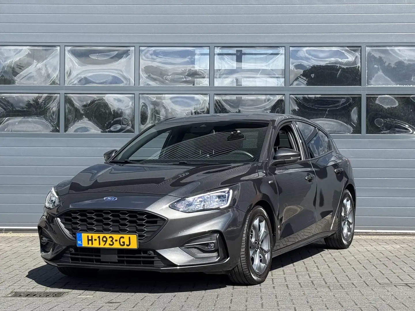 Ford Focus 1.0 ECOBOOST ST LINE BUSINESS I APPLE CARPLAY I V/ Grijs - 1