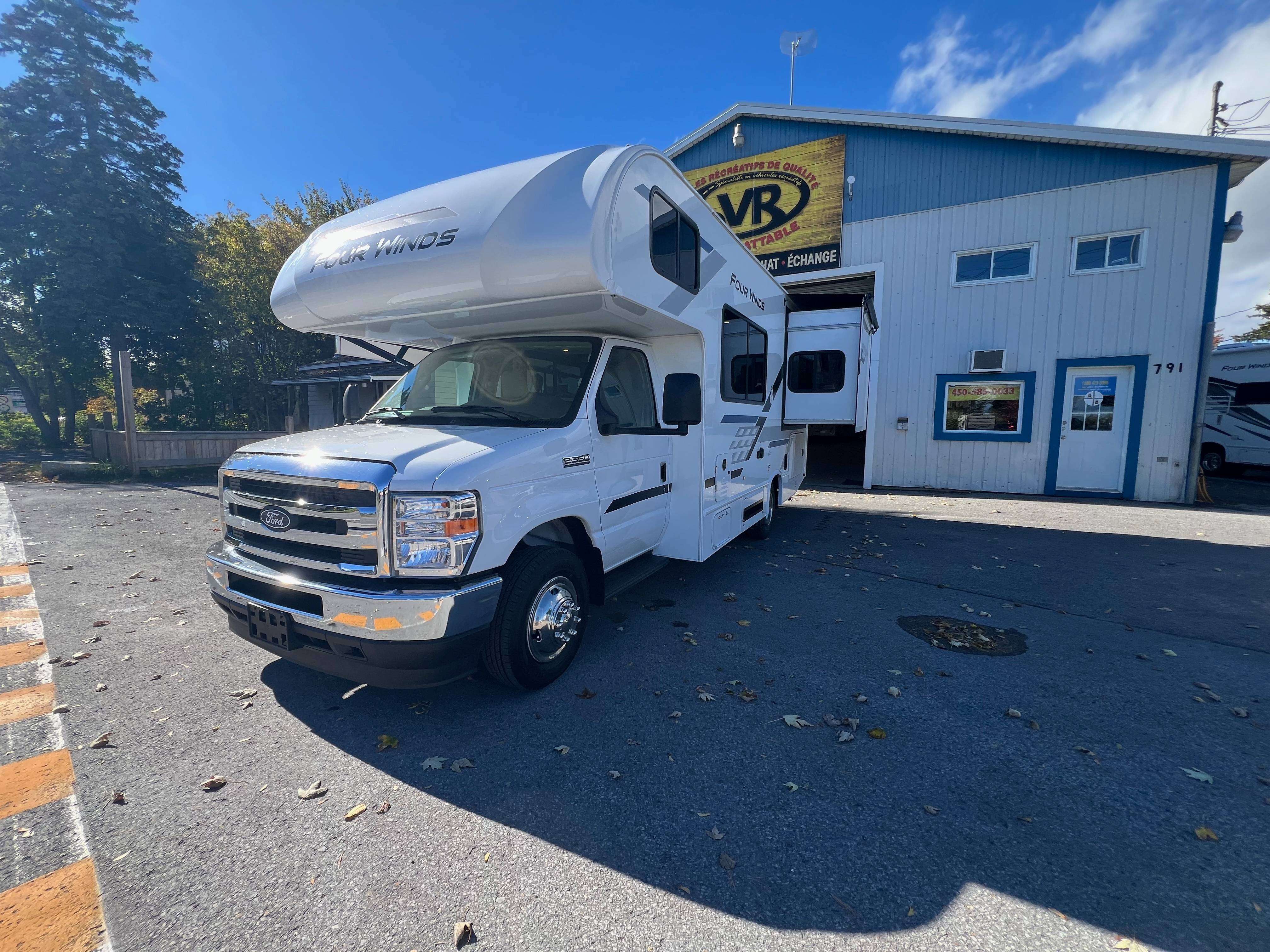 2027 Ford FOUR WINDS