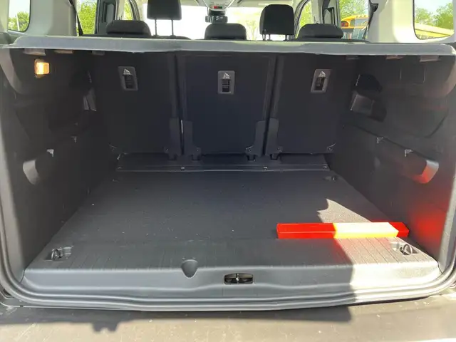 Citroen Berlingo view 9