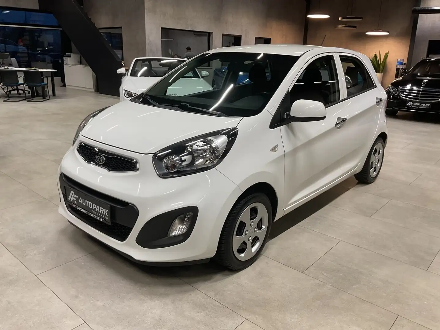 Kia Picanto FIFA World Cup Edition Klima Sitzh. Weiß - 1