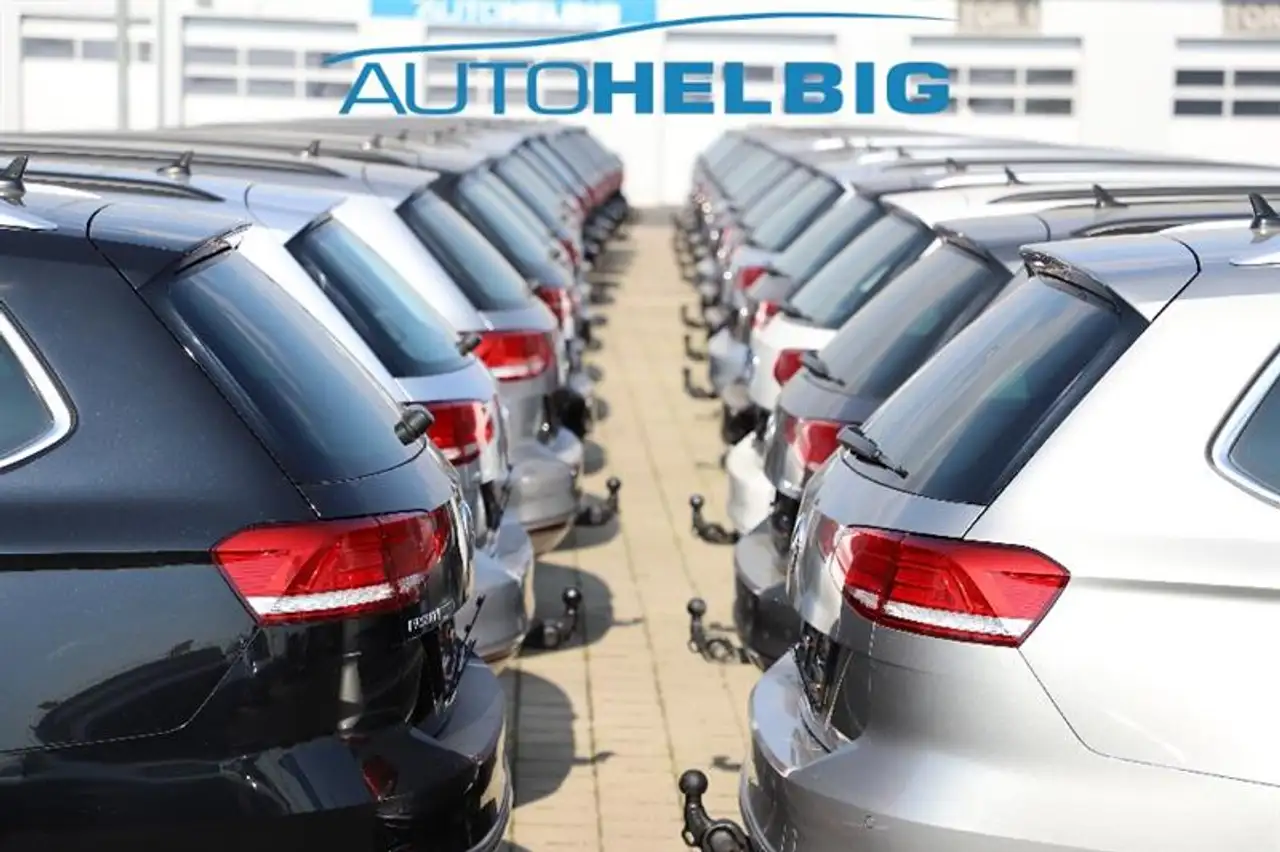 Volkswagen Touran Touran 2.0 TDI Comfortline #AHK#STHZ#Pano#LED# 23