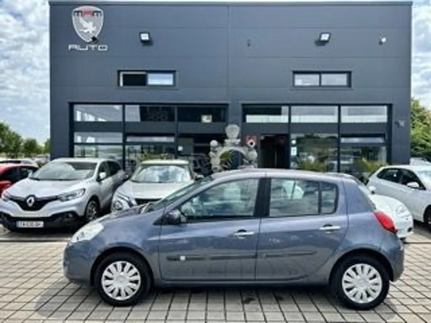 Renault Clio 1.2 16V 75CH ECO2 EXPRESSION Gris - 1
