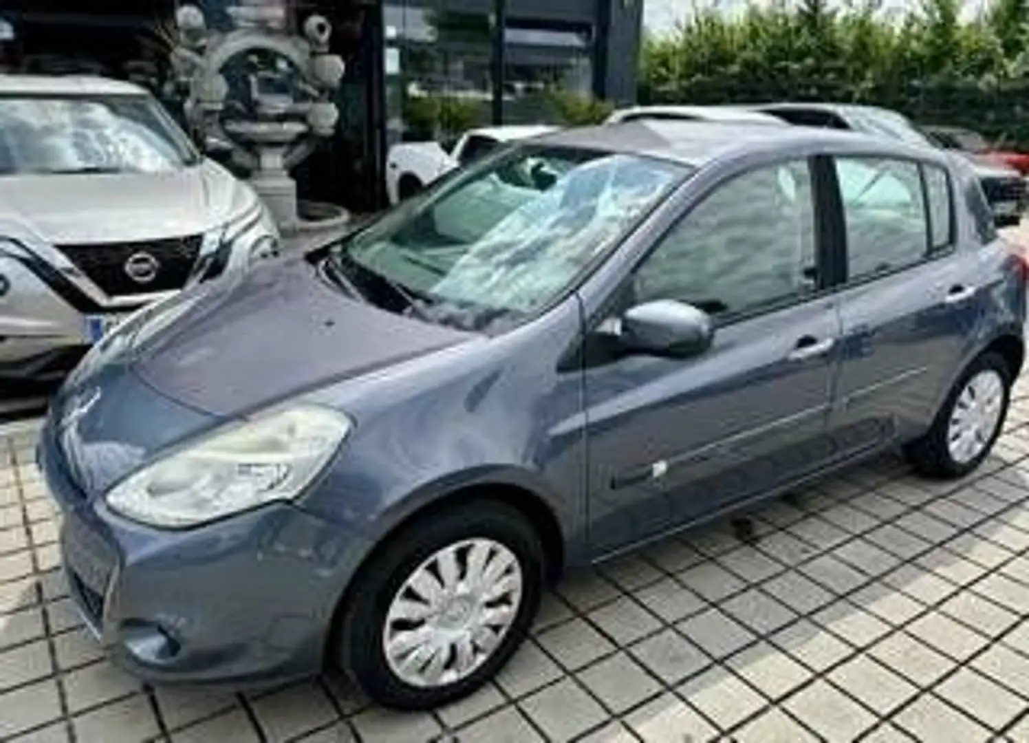 Renault Clio 1.2 16V 75CH ECO2 EXPRESSION Gris - 2