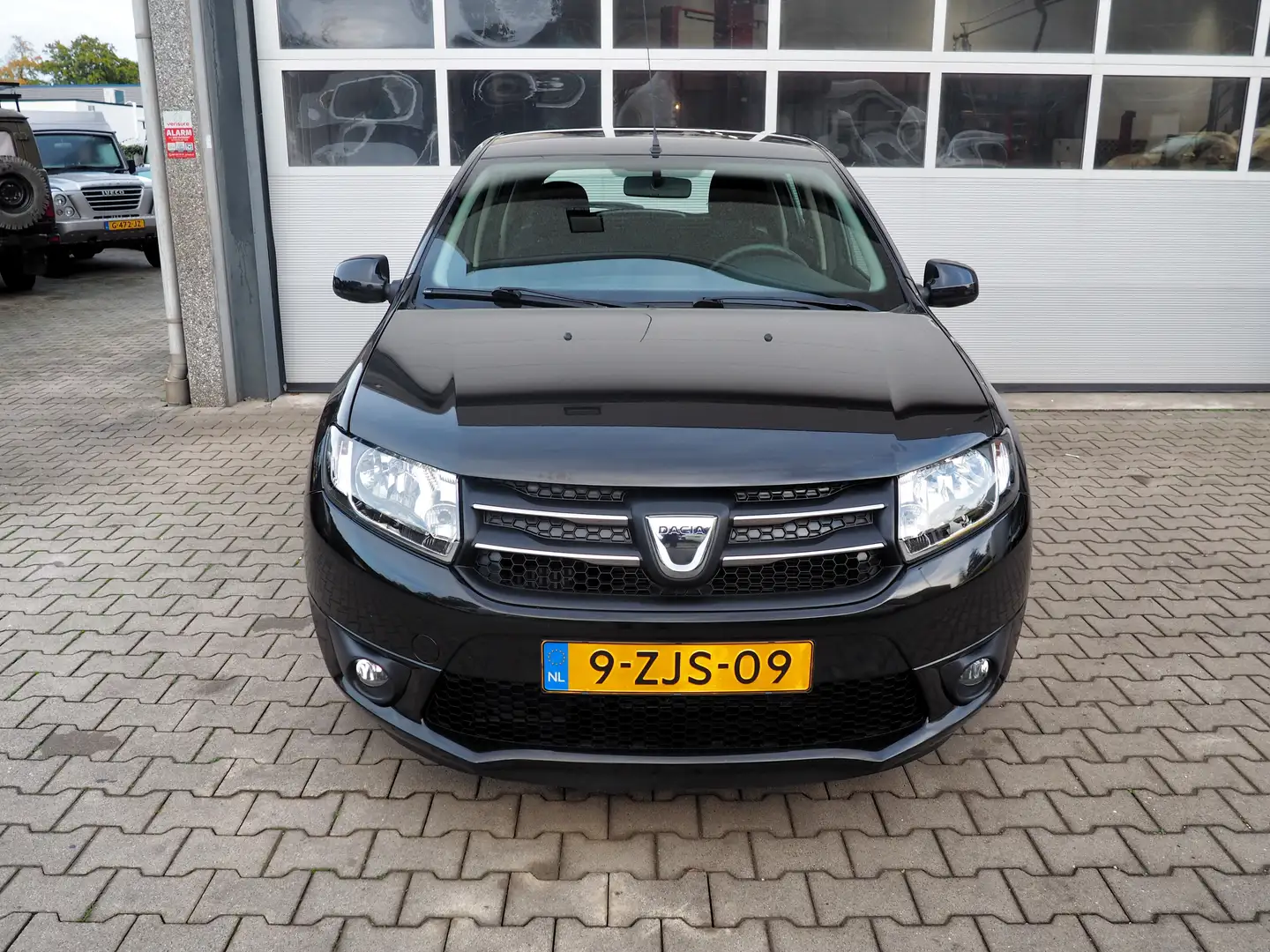 Dacia Sandero 0.9 Tce Lauréate 1STE EIGENAAR AIRCO PARKEER S. Noir - 2