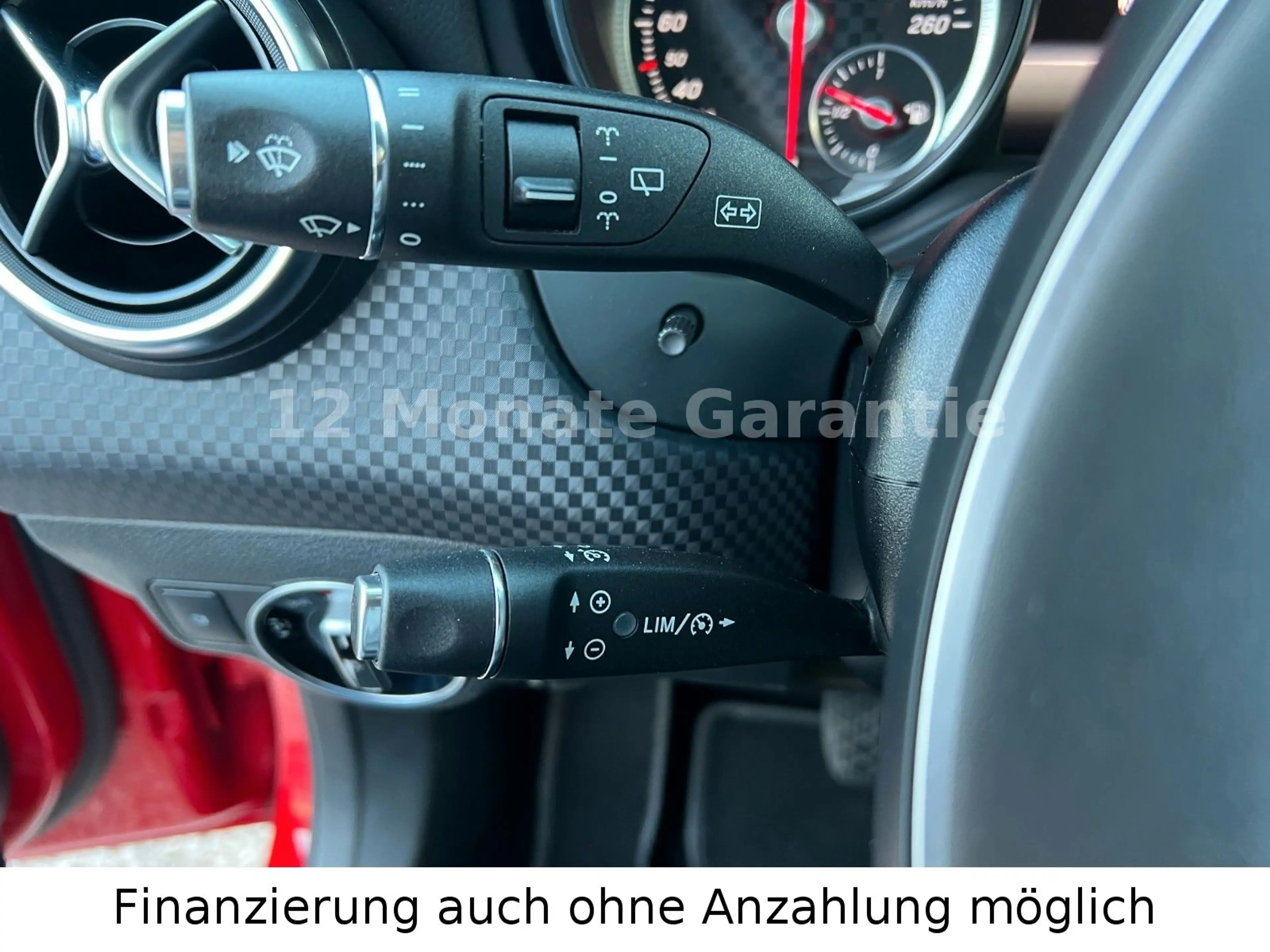 Mercedes-Benz A 180 A-Klasse 180 Sportpaket Panorama-Dach Automatik — photo 30