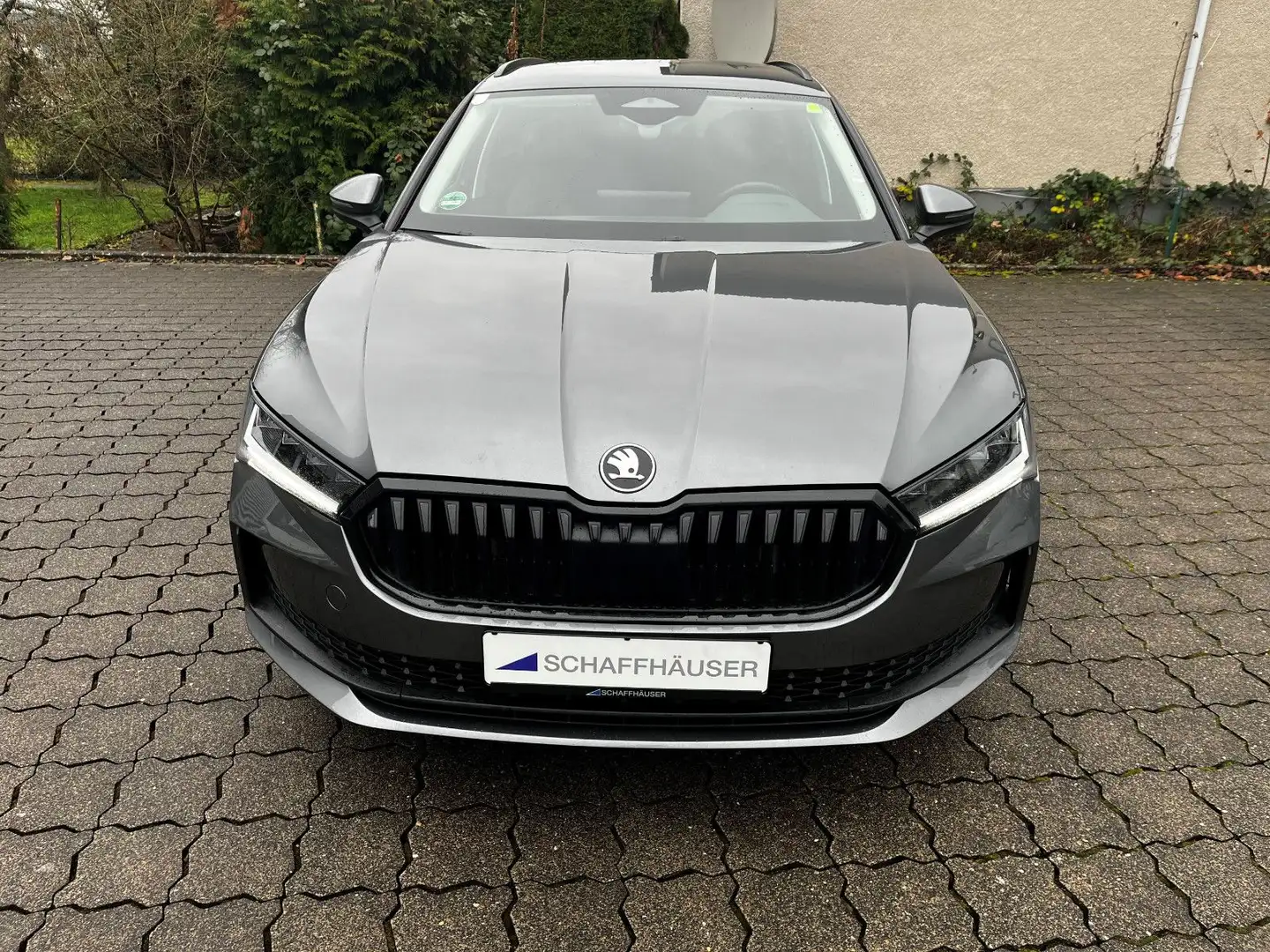 Skoda Superb Combi 1.5 TSI NAV SHZ KAM PDC LED ALU UVM Grau - 2