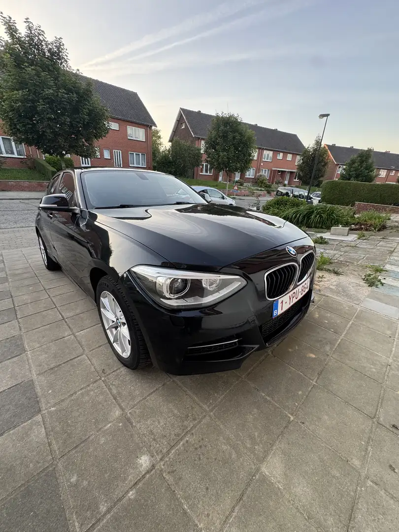 BMW 116 d Red Devils Sport Edition - 2