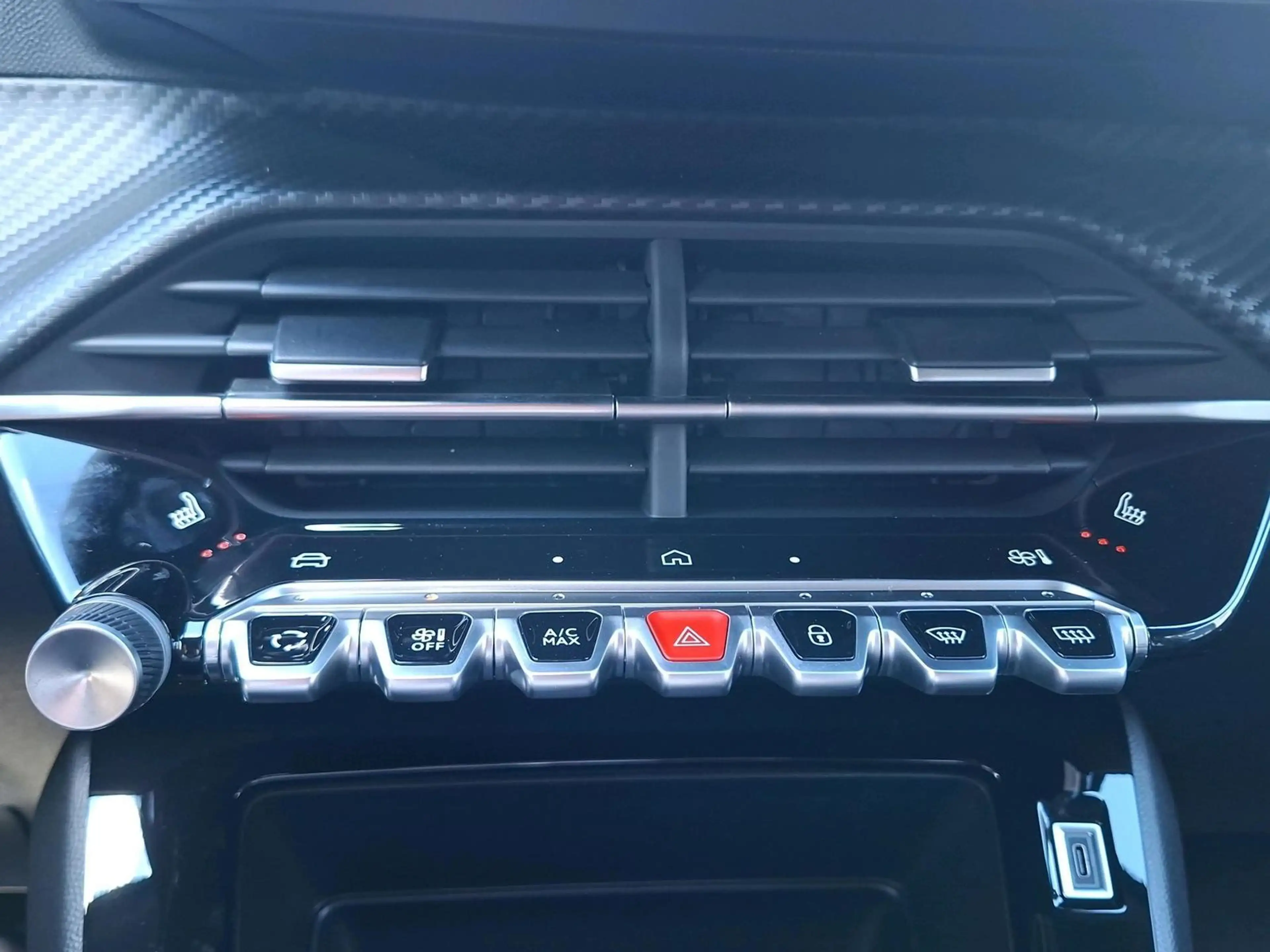 Peugeot 2008 Style Turbo 100 — photo 15