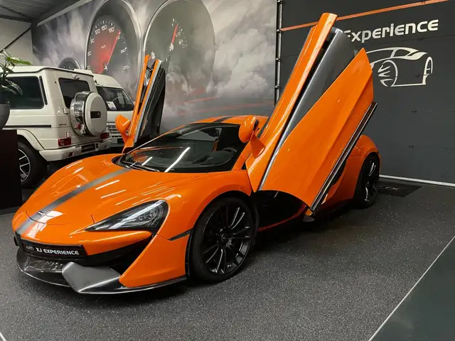 McLaren 570S KERAMISCH REMMEN 570PK CARPLAY CAMERA