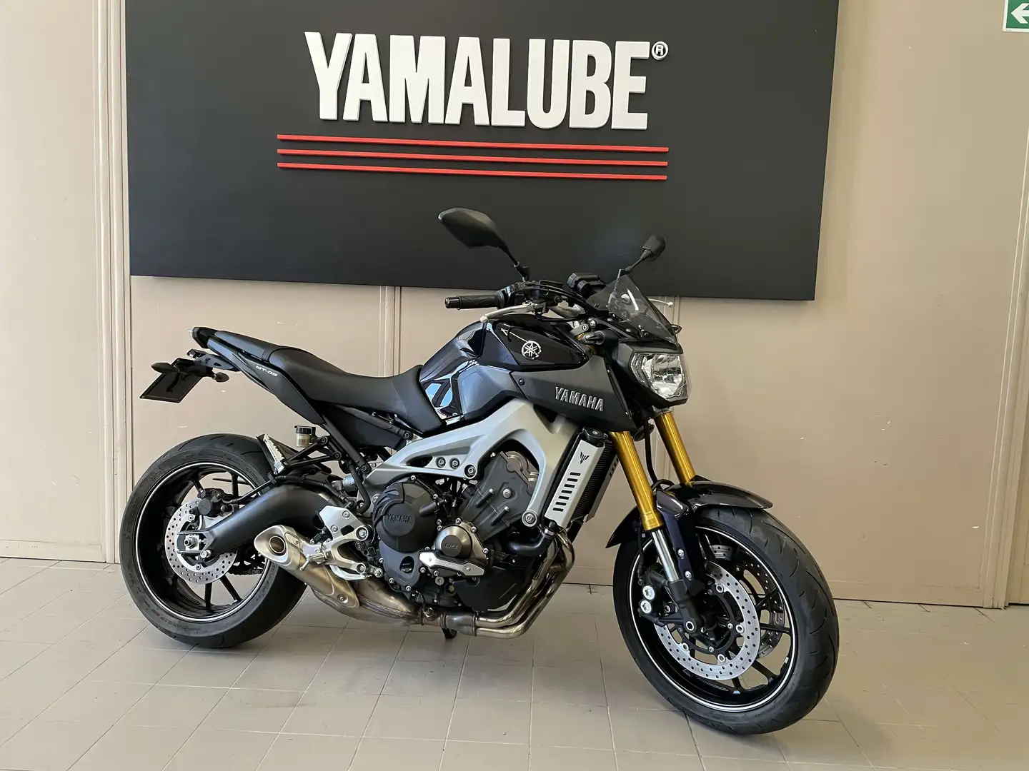 Yamaha MT-09 Nero - 1