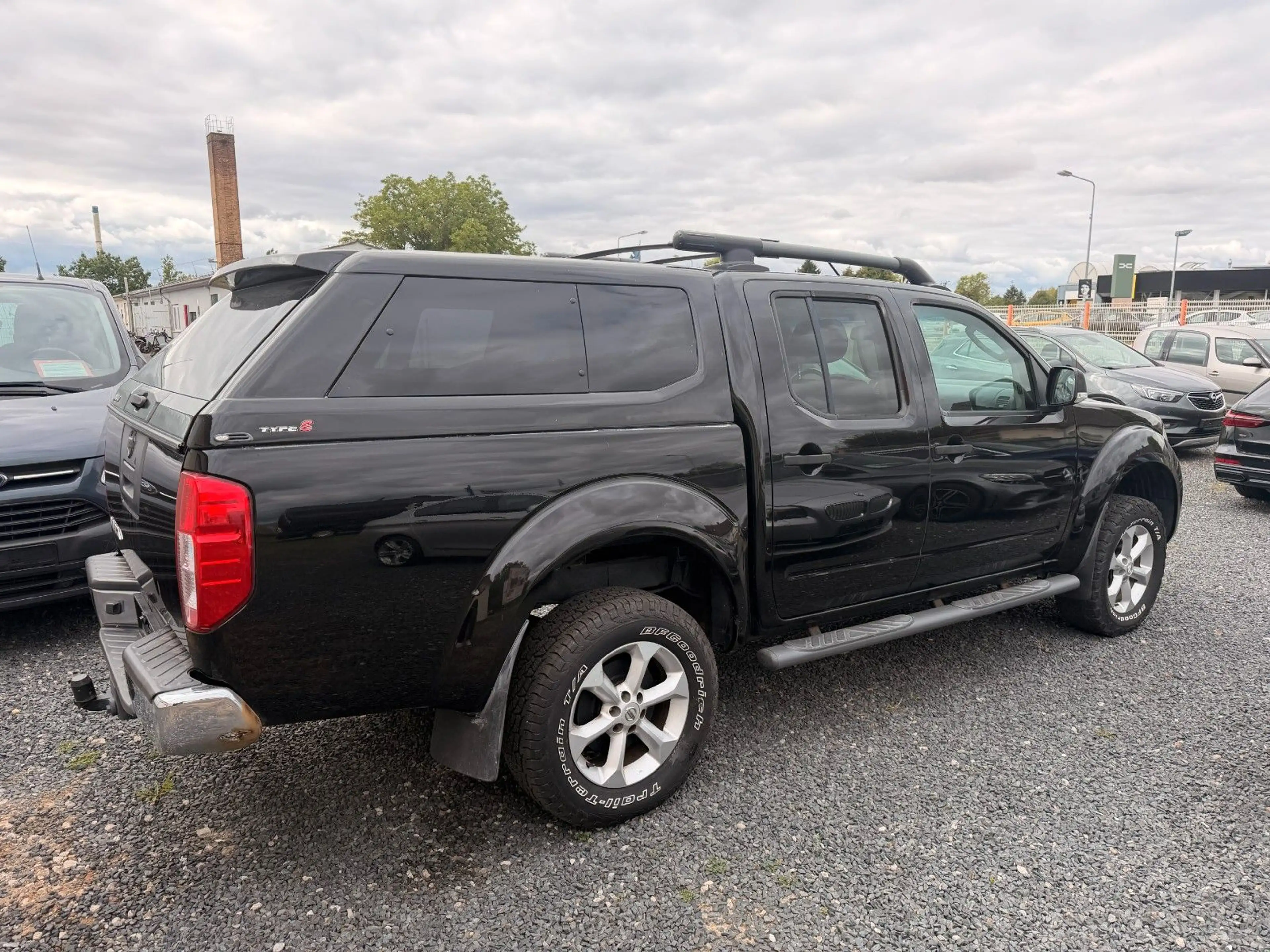 Nissan Navara Pickup King Cab SE 4X4 — photo 4