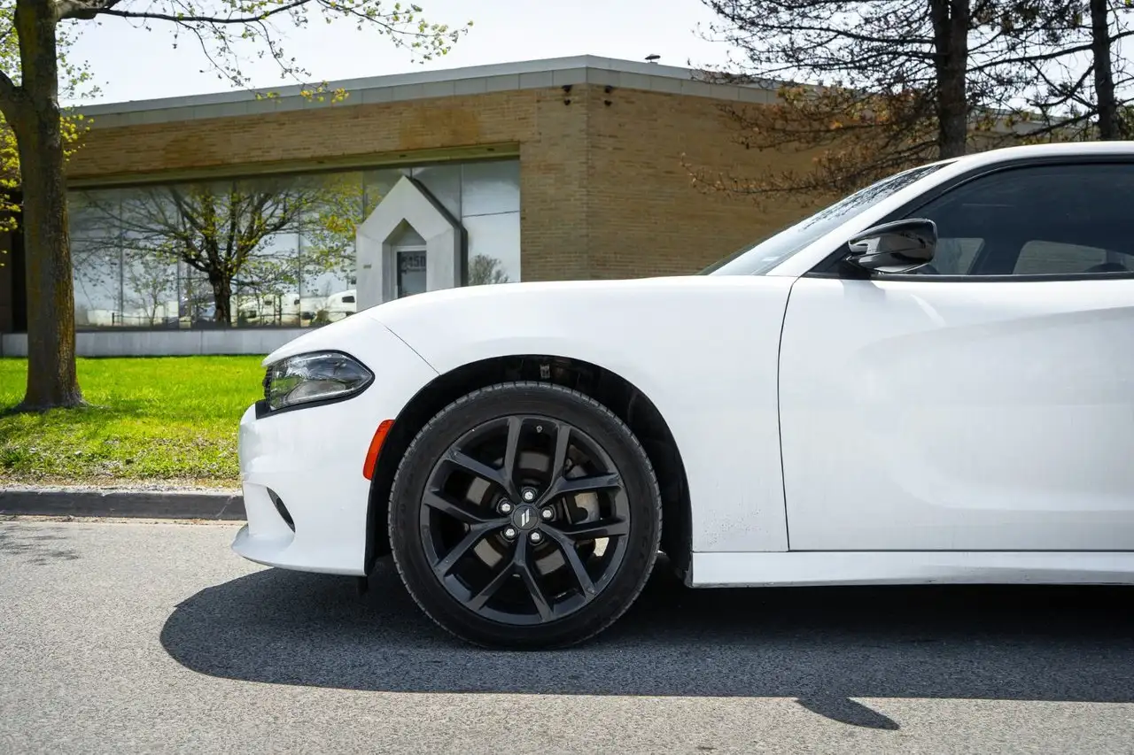 Dodge Charger снимка Dodge Charger