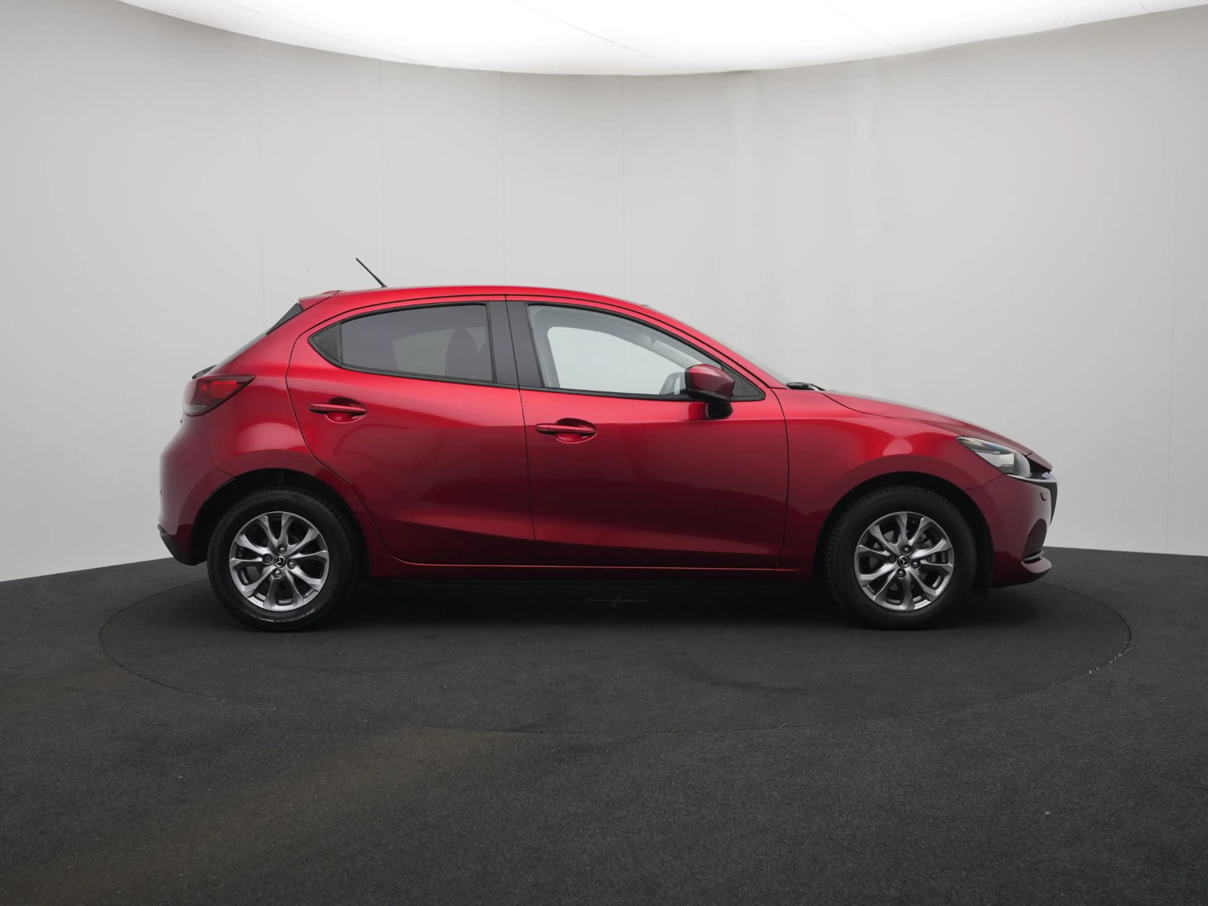 Mazda 2 1.5 Skyactiv-G Comfort met navigatie : dealer onde — photo 6