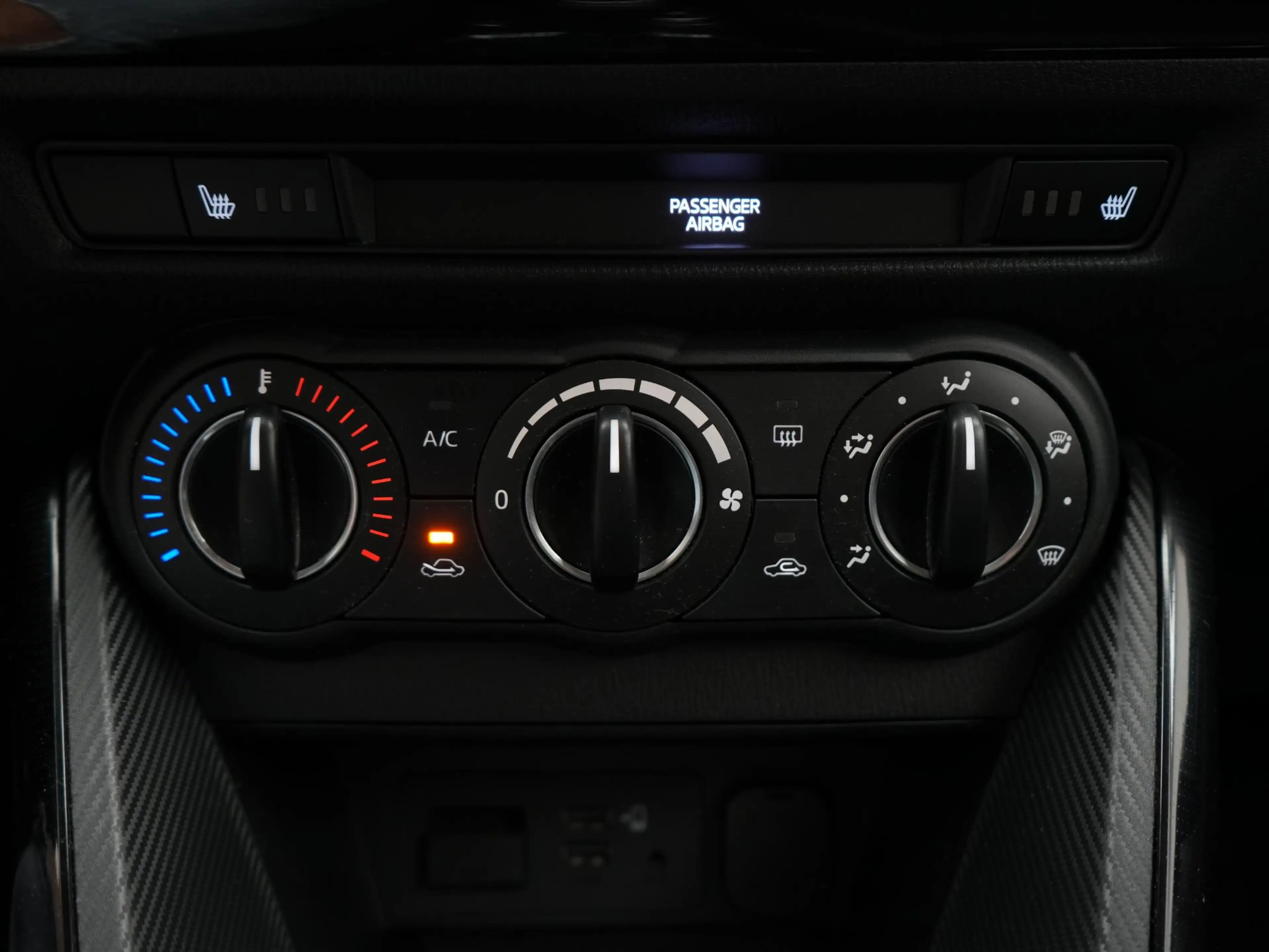 Mazda 2 1.5 Skyactiv-G Comfort met navigatie : dealer onde — photo 42