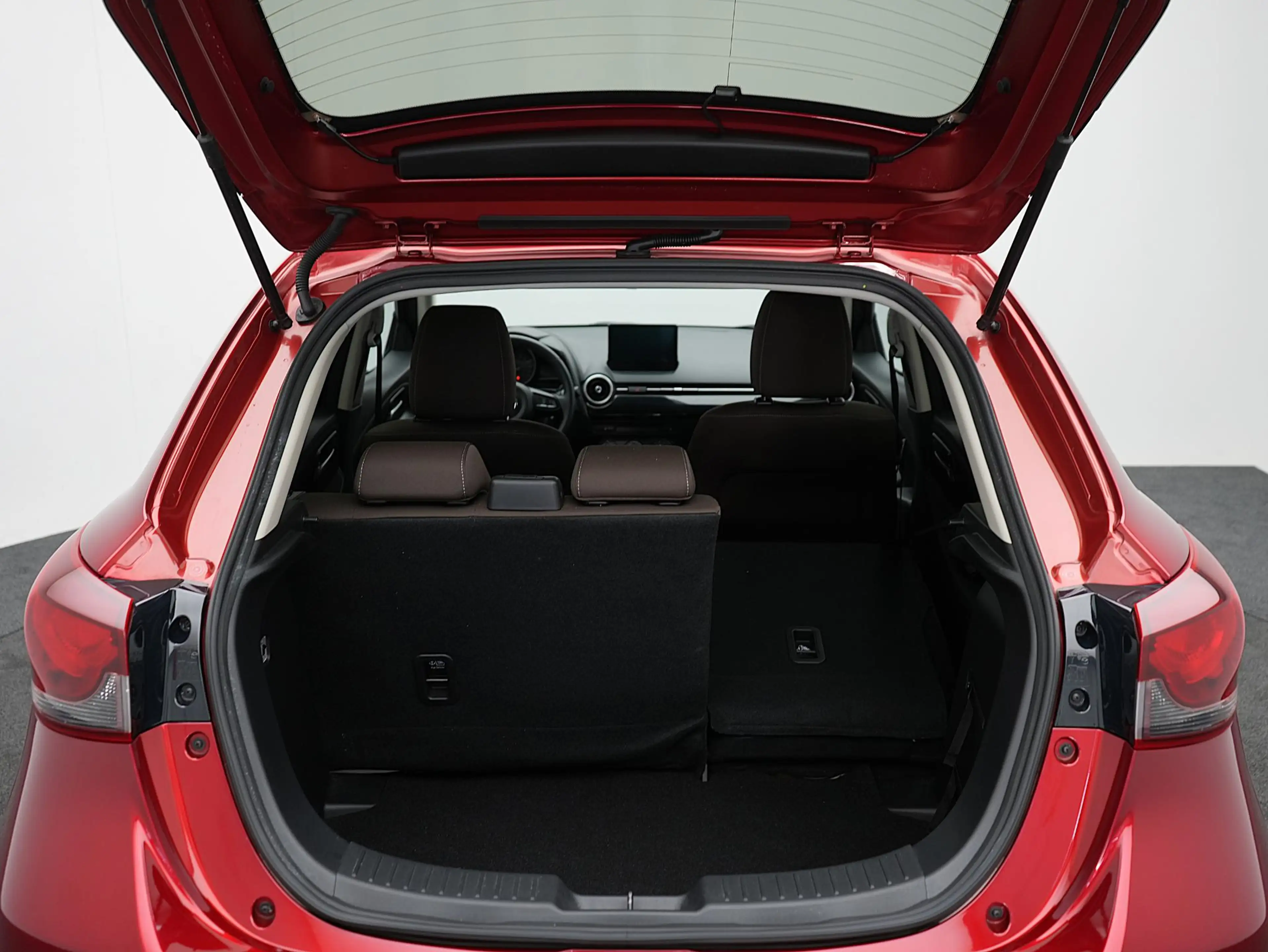 Mazda 2 1.5 Skyactiv-G Comfort met navigatie : dealer onde — photo 17