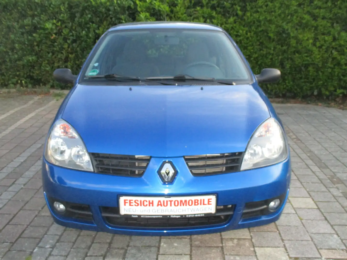 Renault Clio Campus TÜV Neu Blau - 1