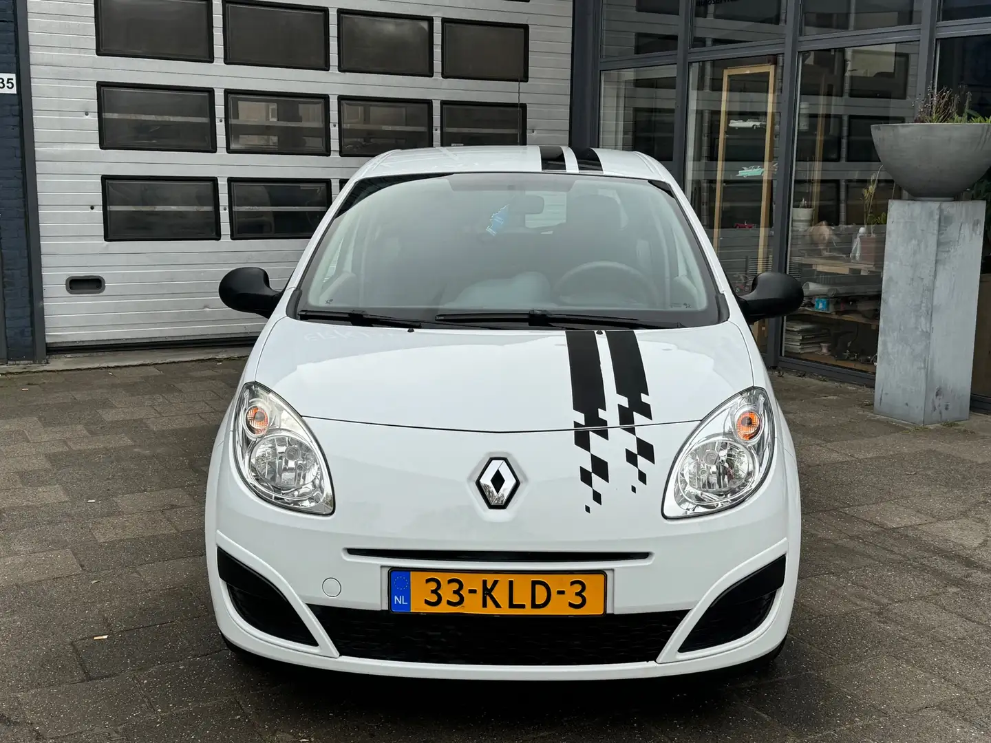 Renault Twingo 1.2 Authentique | Elek-Pakket | Airco | N.A.P Wit - 2