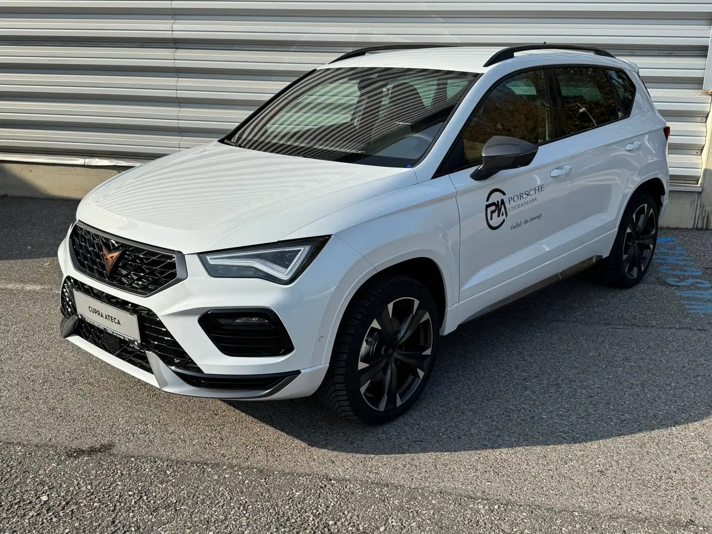 CUPRA Ateca 2.0 TSI DSG 4Drive 190 Weiß - 2