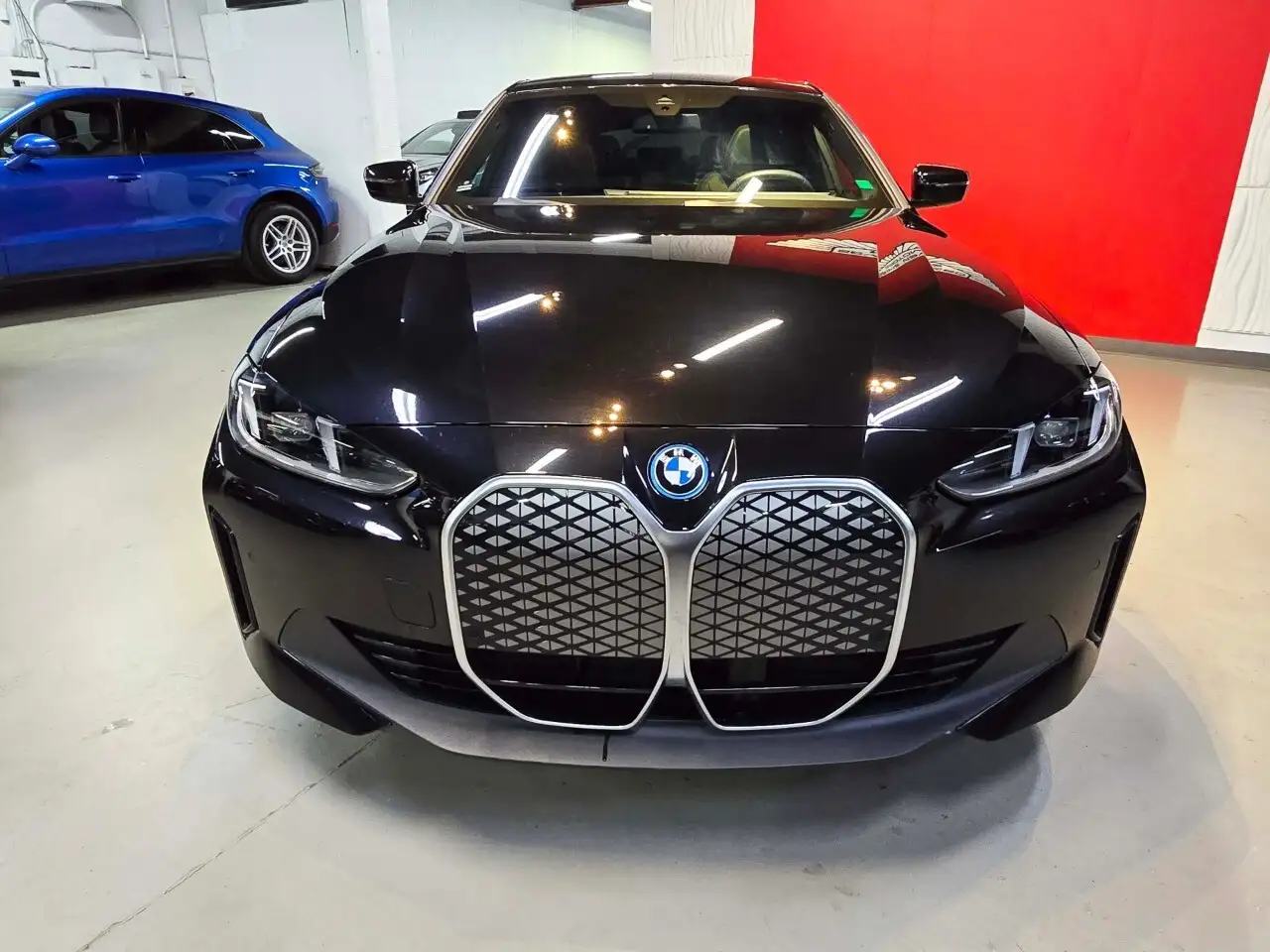 BMW i4 fotografie BMW i4