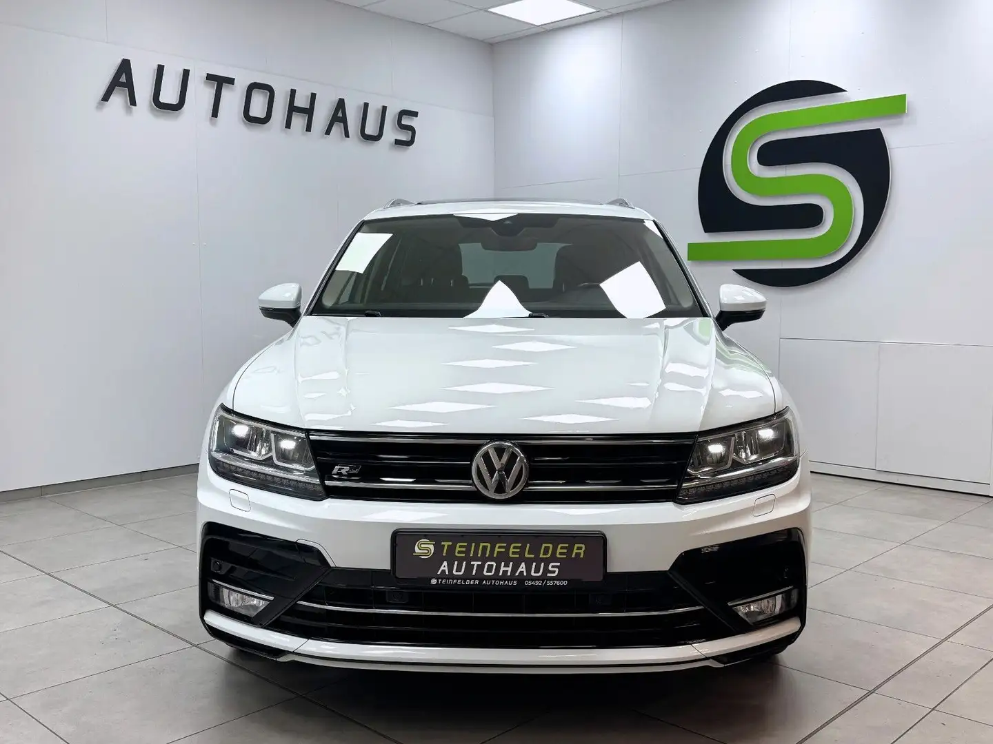 Volkswagen Tiguan 2.0 TDI R LINE 4MOTION / PANO/ VIRT /ACC Fehér - 2