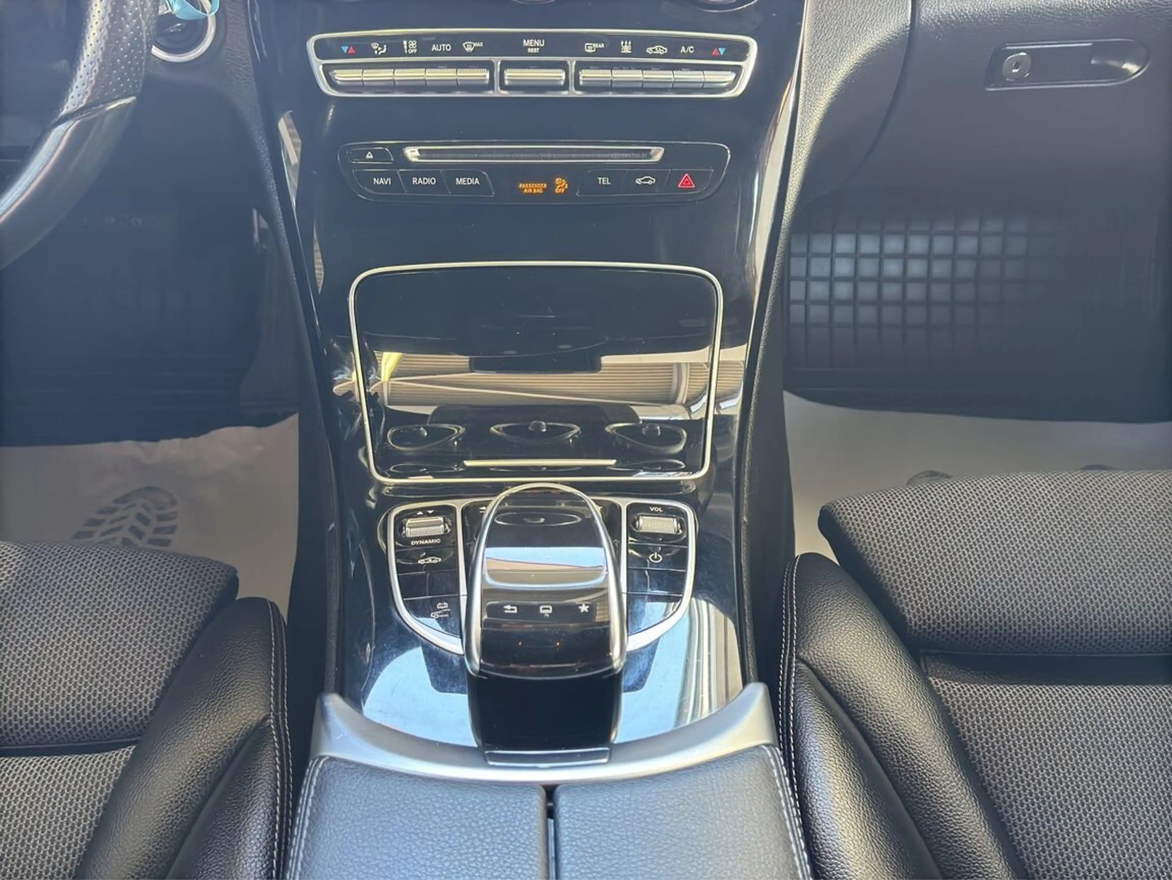 Mercedes-Benz C 350 e T Avantgarde Aut.*KAMERA*NAVI**MOD2017 — photo 13