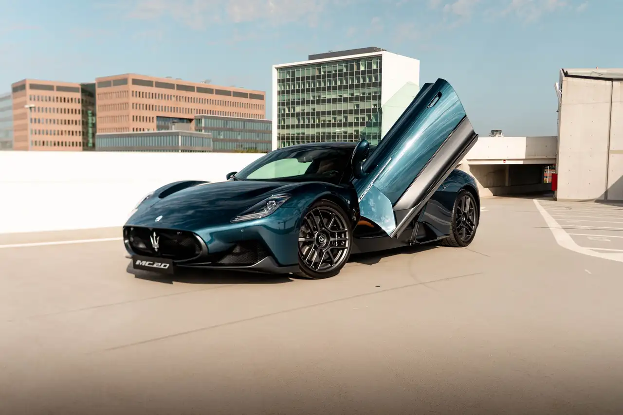 Maserati MC20 2022
