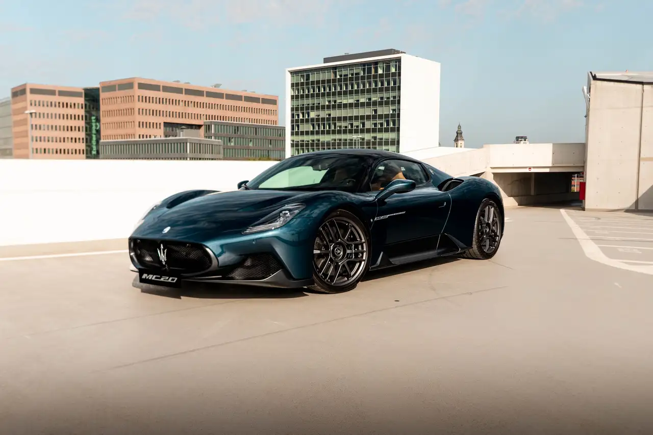 Maserati MC20 2022