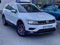 Volkswagen Tiguan 2.0 TDi SCR HIGHLINE ÉDITION *PANO *GPS *CARPLAY Wit - thumbnail 4