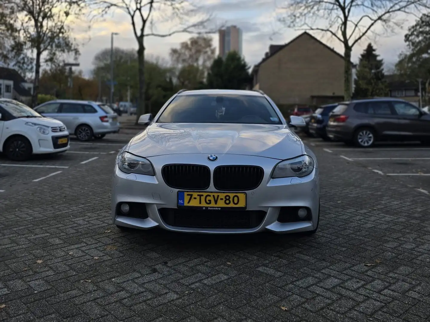 BMW 530 530xd+High Grijs - 1