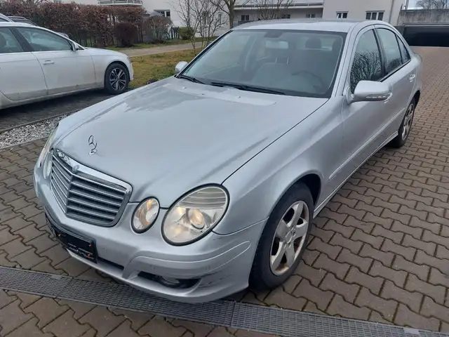 Mercedes-Benz E 200 E 200 Kompressor Limousine Automatik