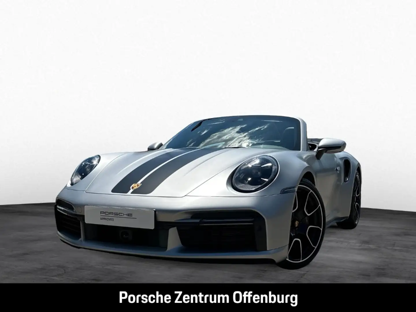 Porsche 992 (911) Turbo S Cabriolet Argent - 1